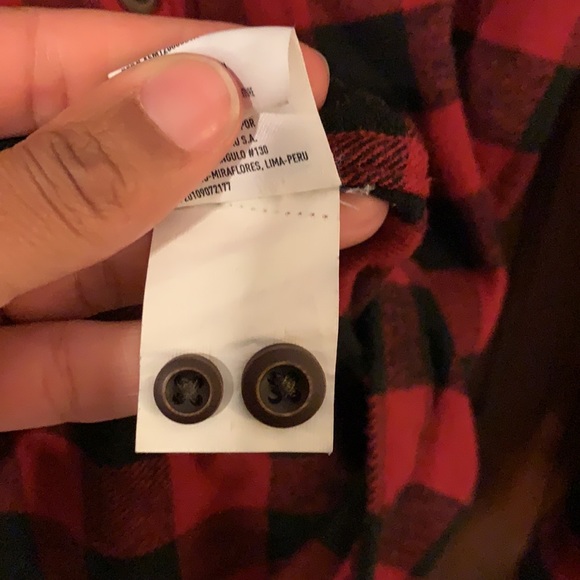 American Eagle Outfitters - Classic Flannel - Picture 6 of 6